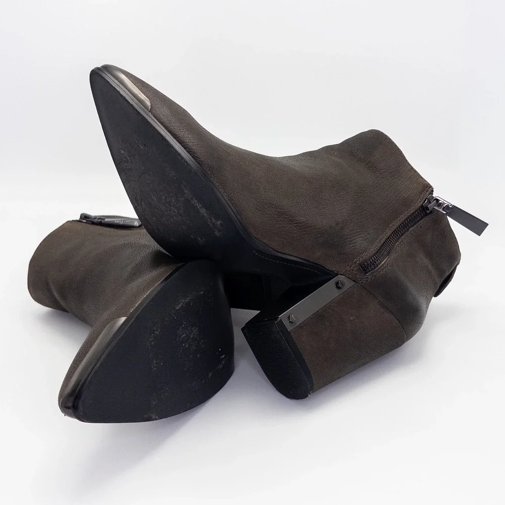 Vince Camuto vince camuto